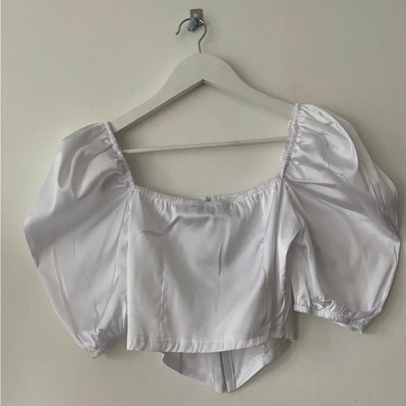 NAANAA White Crop Top Puffed Sleeves Size 6 - Picture 3 of 3
